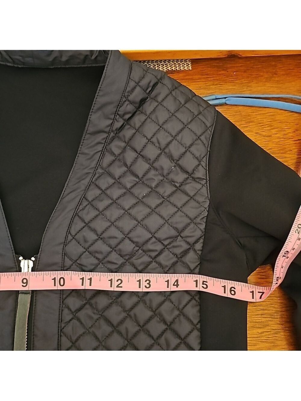 343. Lululemon jacket - Picture 10 of 11